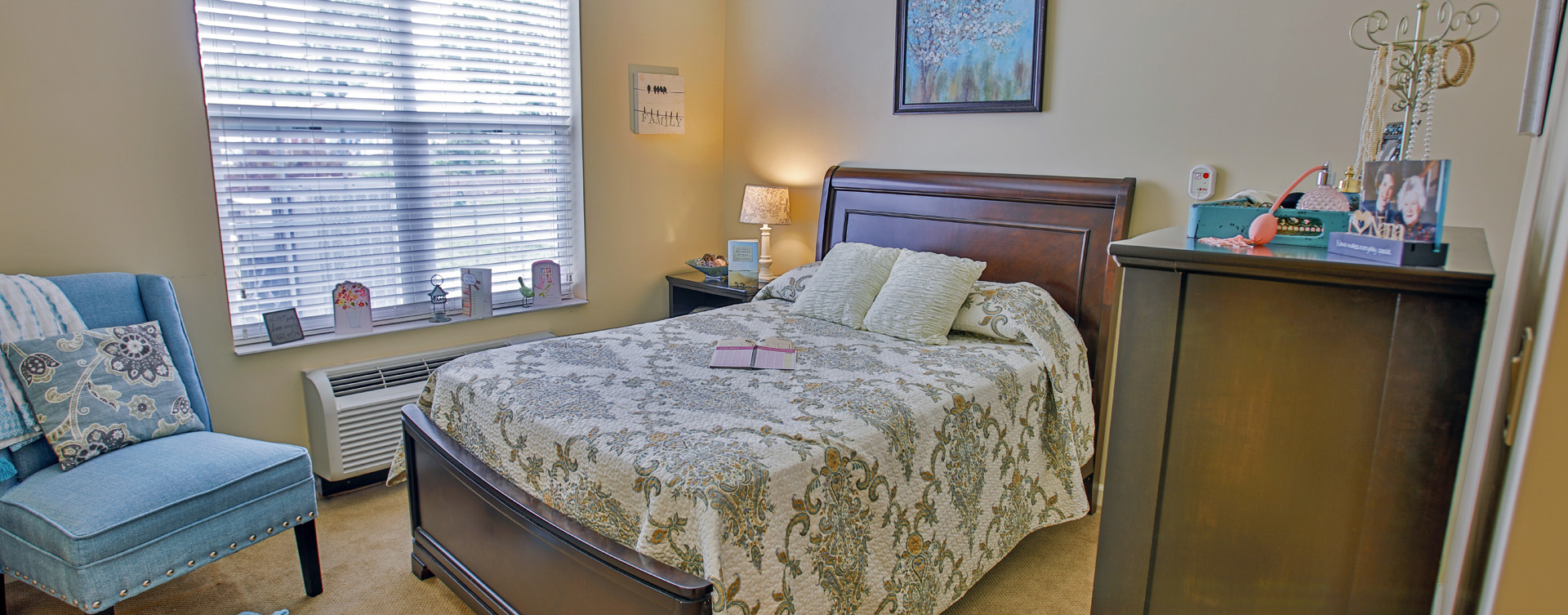 Enjoy senior friendly amenities, personal climate control and security in an apartment at Bickford of Carmel