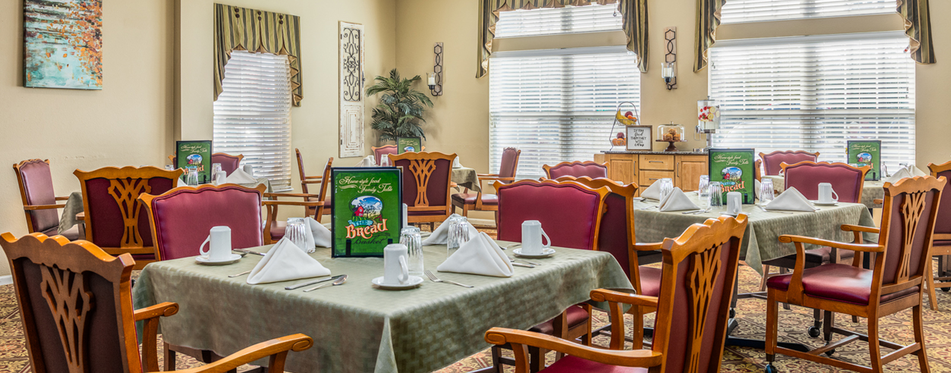 Food is best when shared with friends in the dining room at Bickford of Fort Dodge