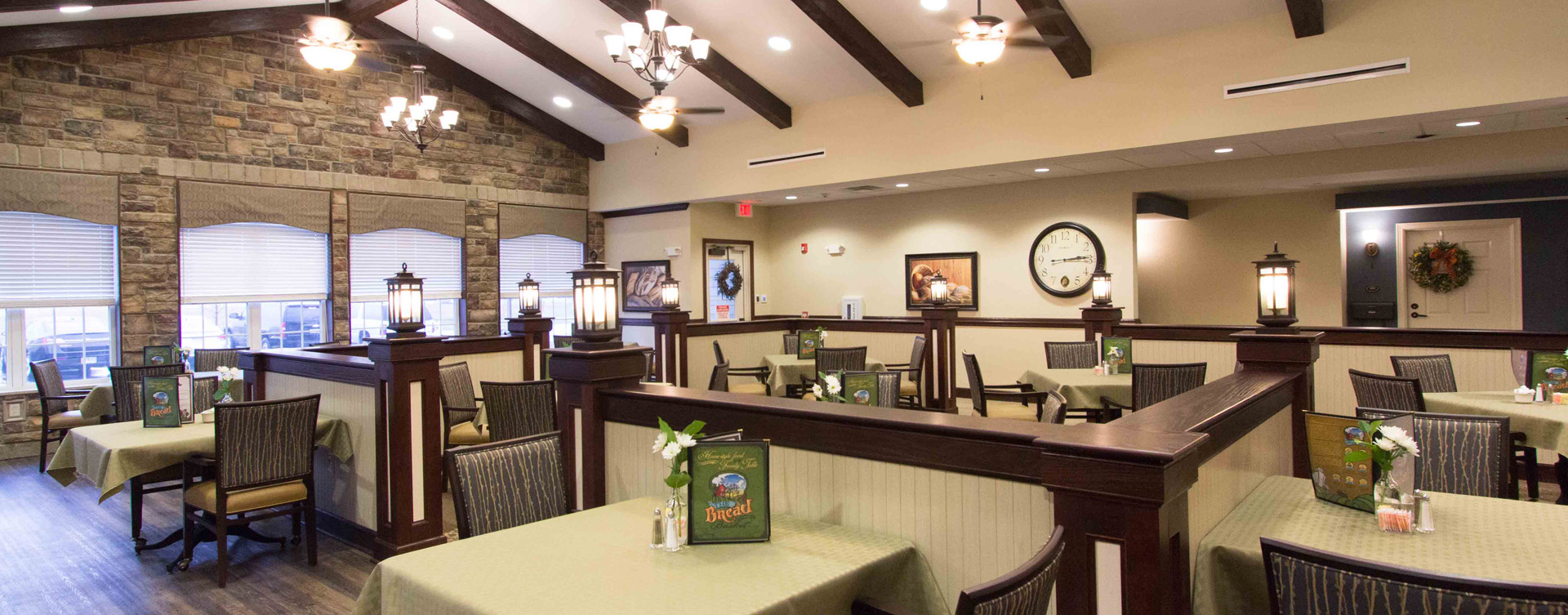 Enjoy homestyle food with made-from-scratch recipes in our dining room at Bickford of Gurnee