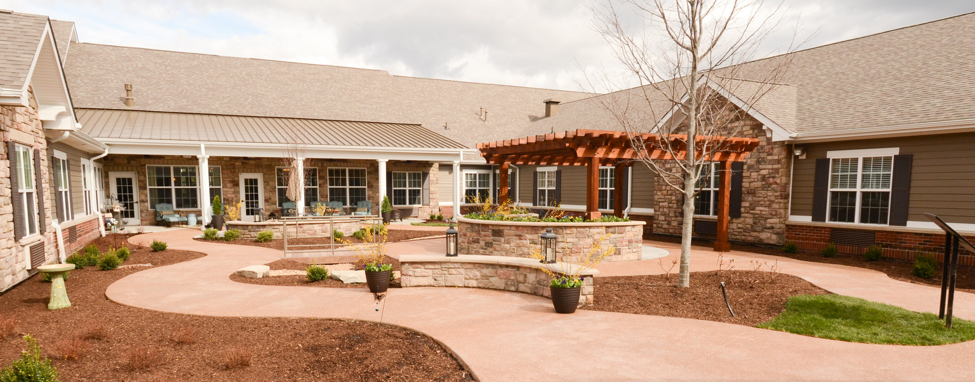 Enjoy bird watching, gardening and barbecuing in our courtyard at Bickford of Gurnee