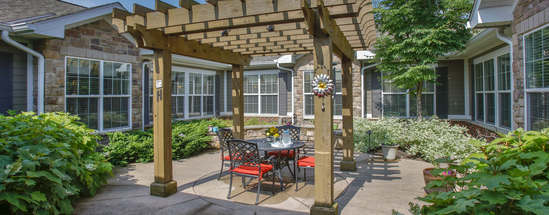 A single entrance courtyard gives residents with dementia the opportunity to be safe outside at Bickford of Greenwood