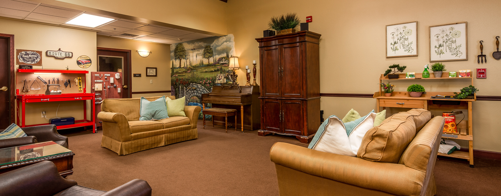Residents can enjoy furniture covered in cozy fabrics in the Mary B’s living room at Bickford of Okemos