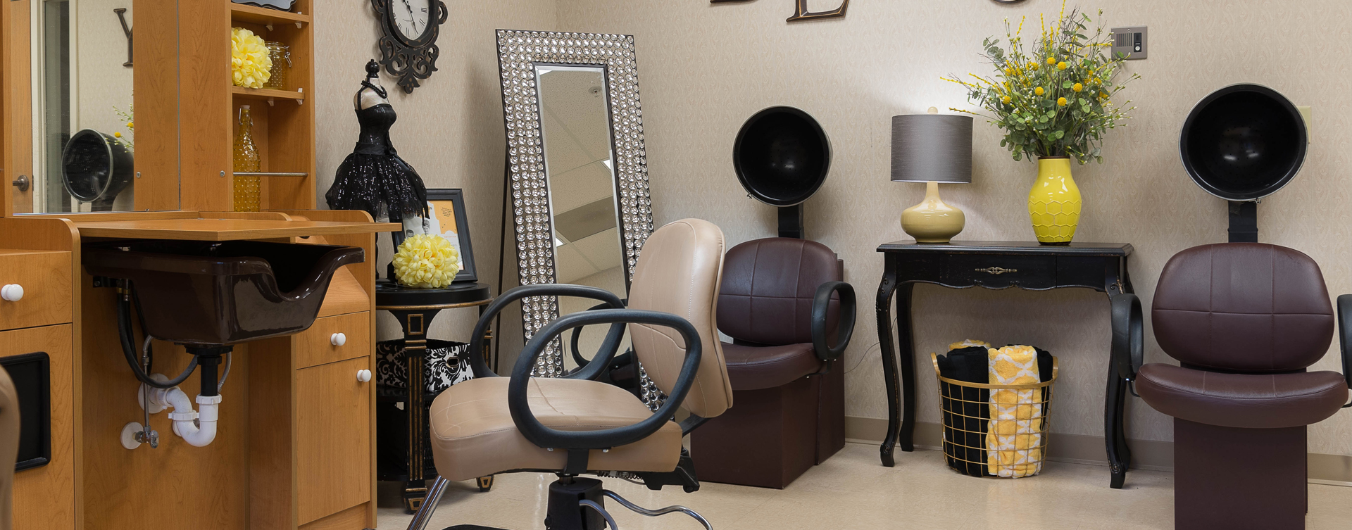 Receive personalized, at-home treatment from our stylist in the salon at Bickford of Middletown