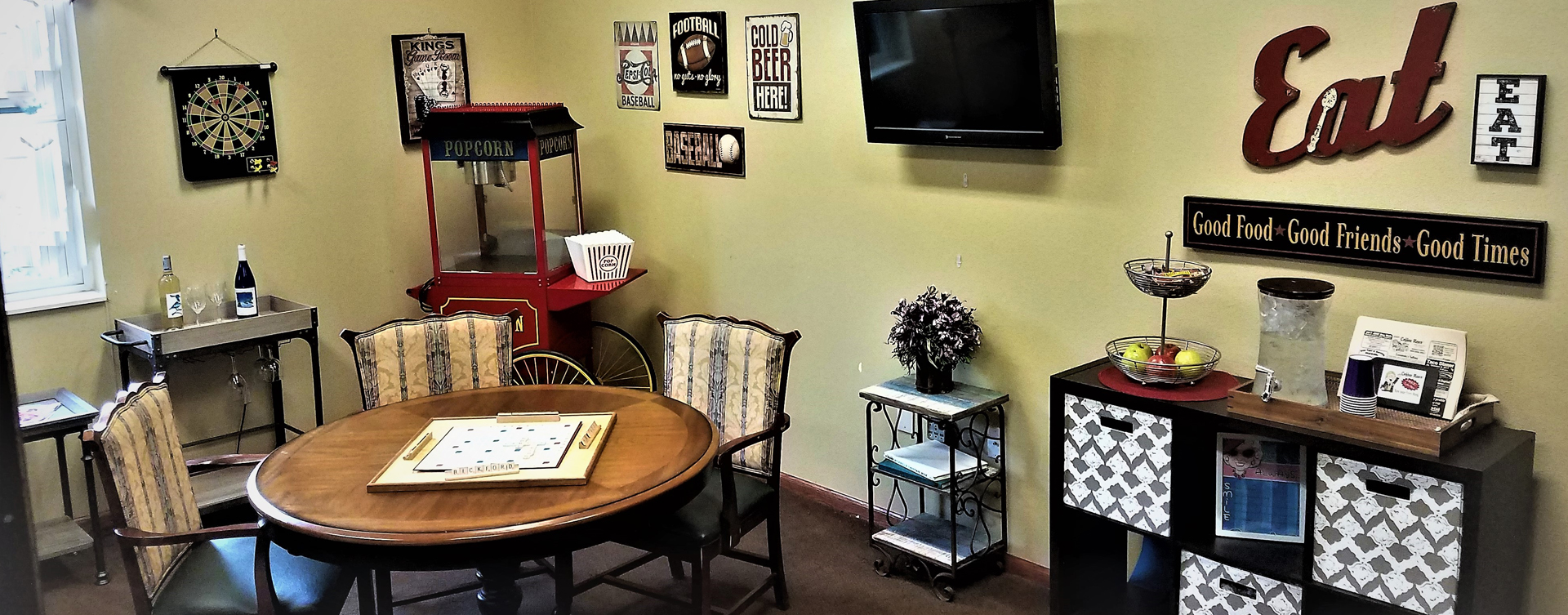 Unleash your creative side in the activity room at Bickford of Midland
