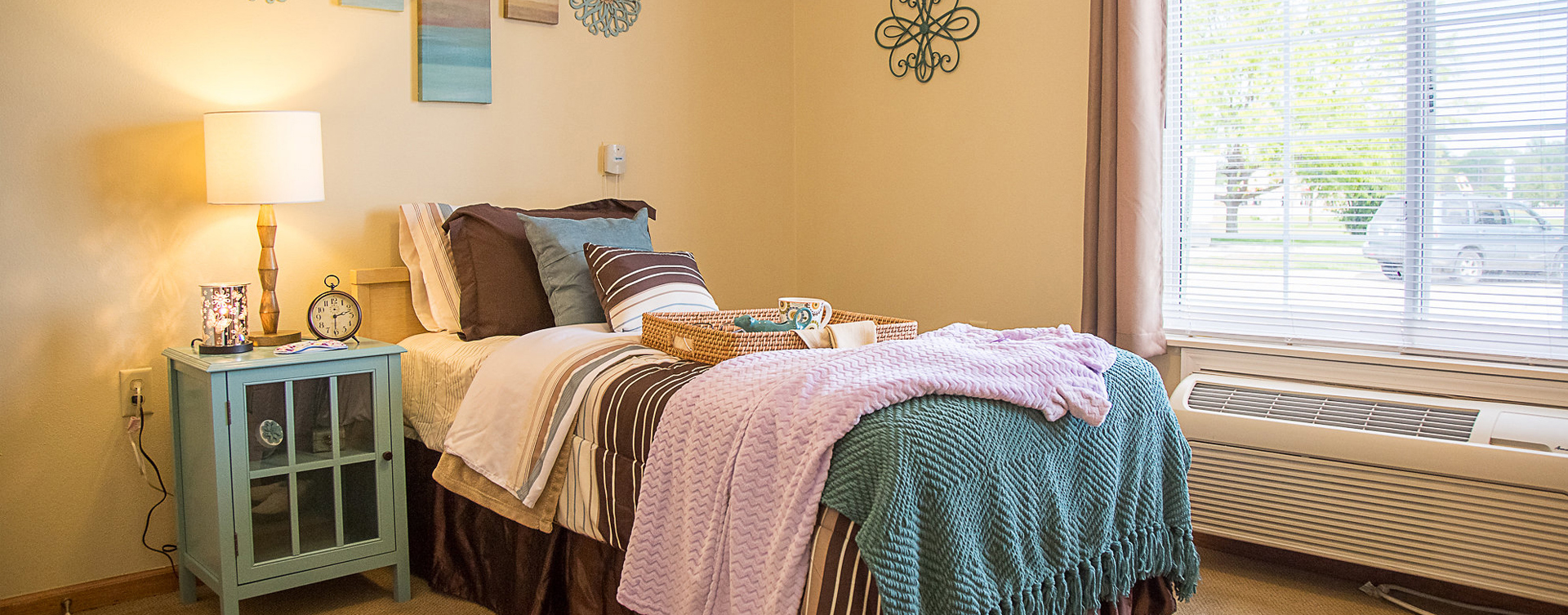 Enjoy senior friendly amenities, personal climate control and security in an apartment at Bickford of Moline