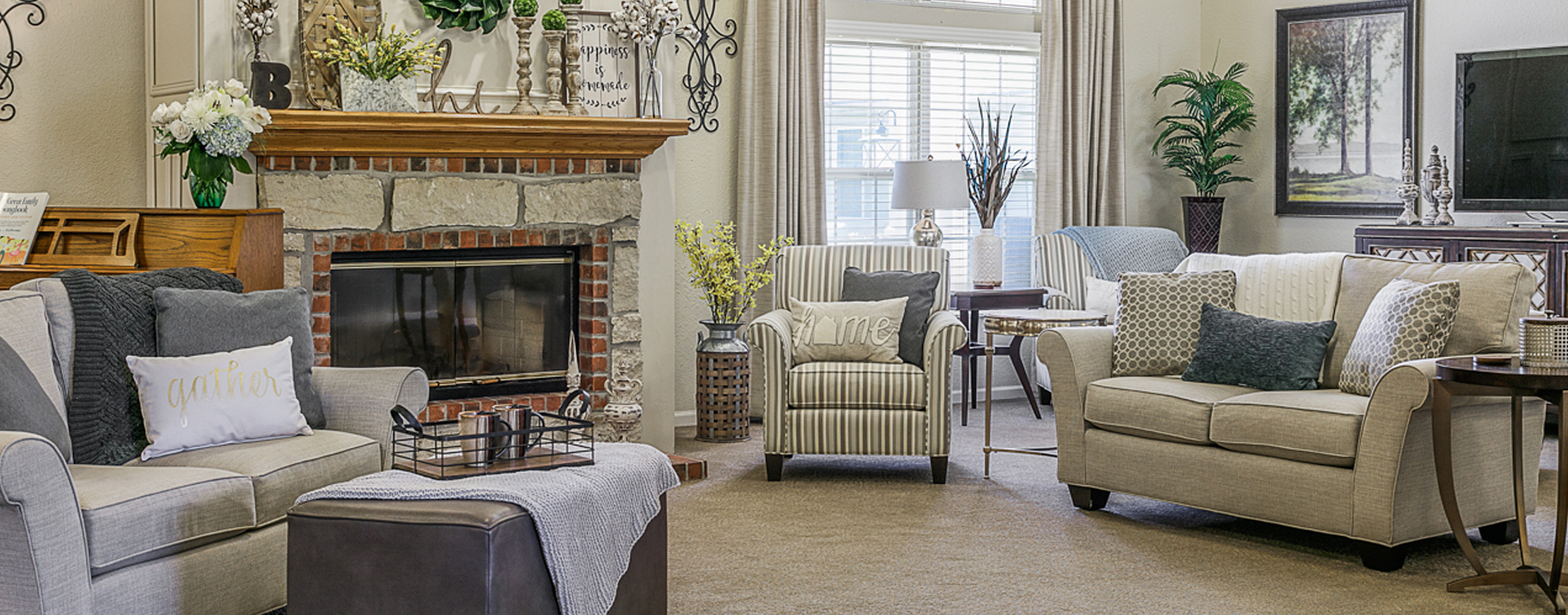 Enjoy a good book in the living room at Bickford of Marshalltown