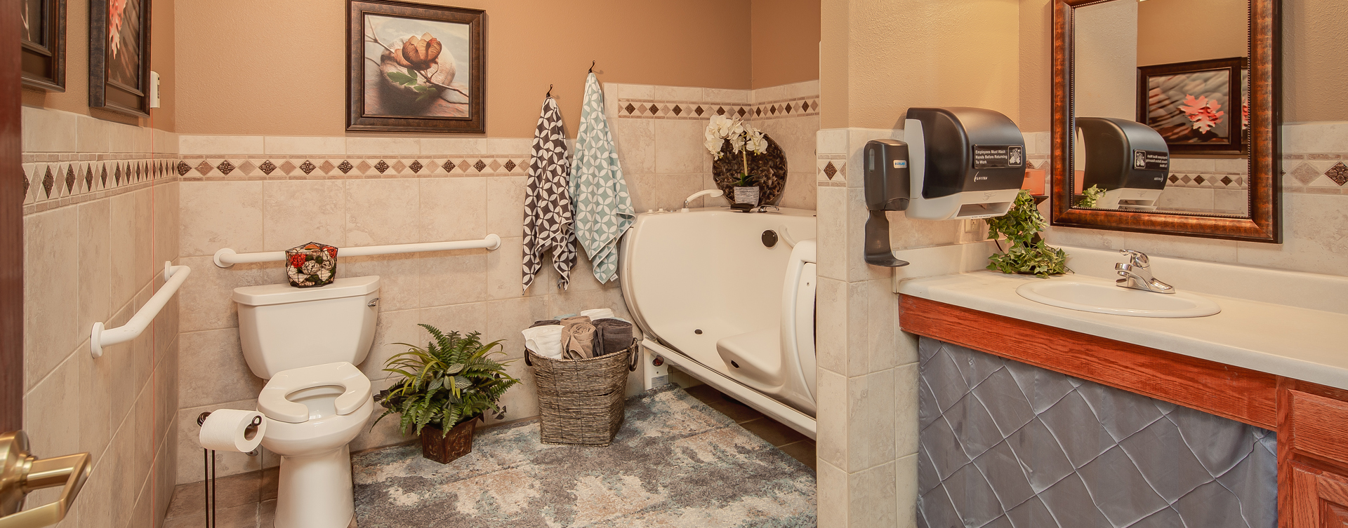 With an easy access design, our whirlpool allows you to enjoy a warm bath safely and comfortably at Bickford of Portage