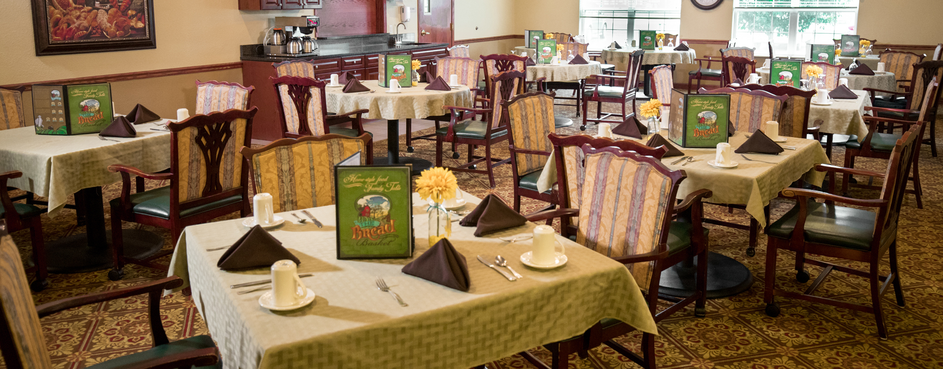 Enjoy homestyle food with made-from-scratch recipes in our dining room at Bickford of Quincy