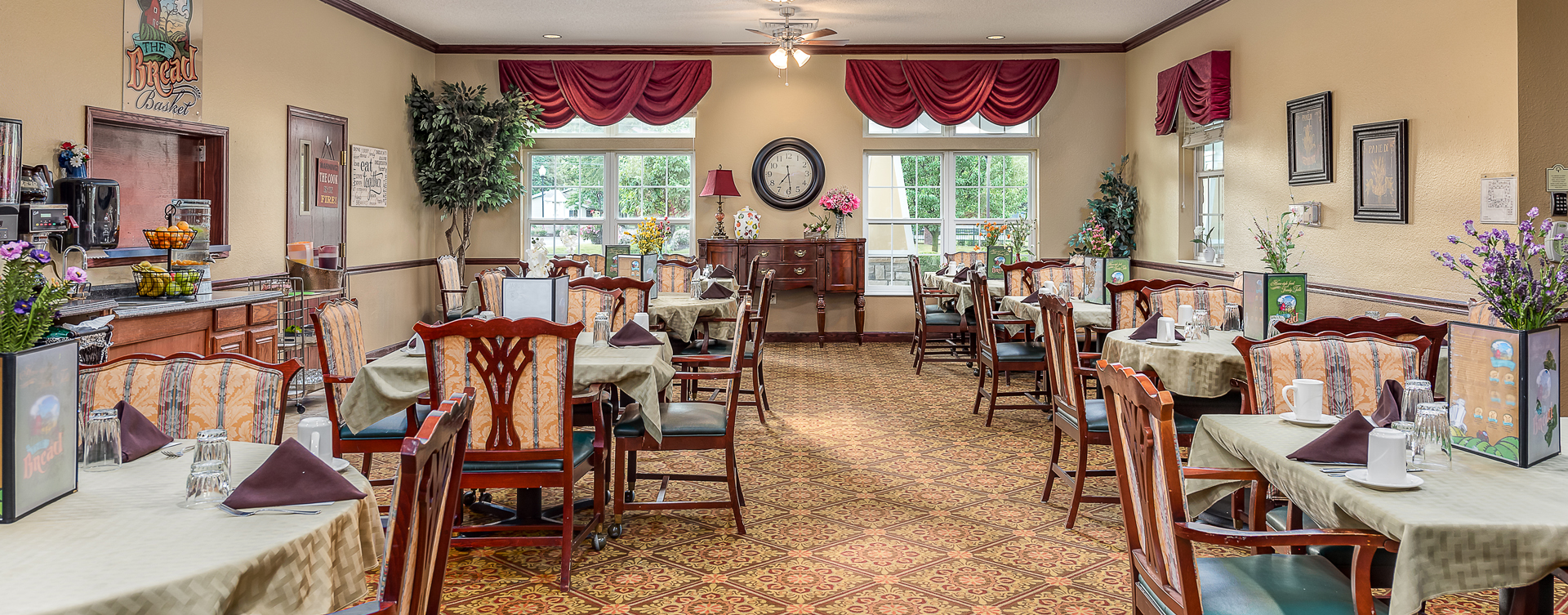 Food is best when shared with friends in the dining room at Bickford of Saginaw Township