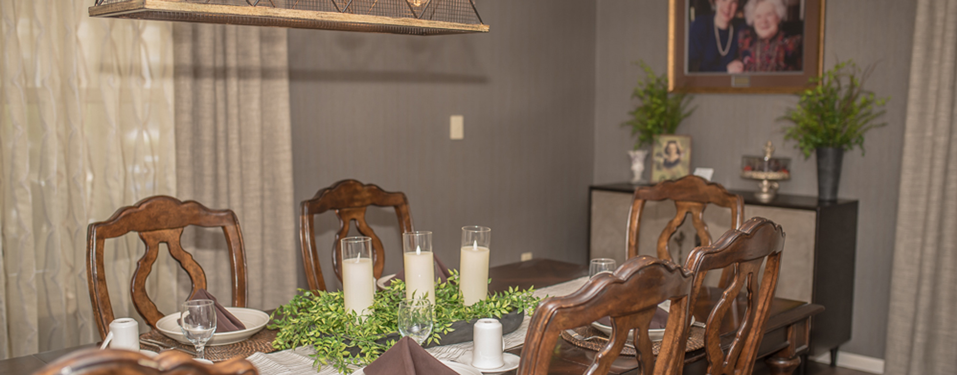 Food is best when shared with family and friends in the private dining room at Bickford of Sioux City