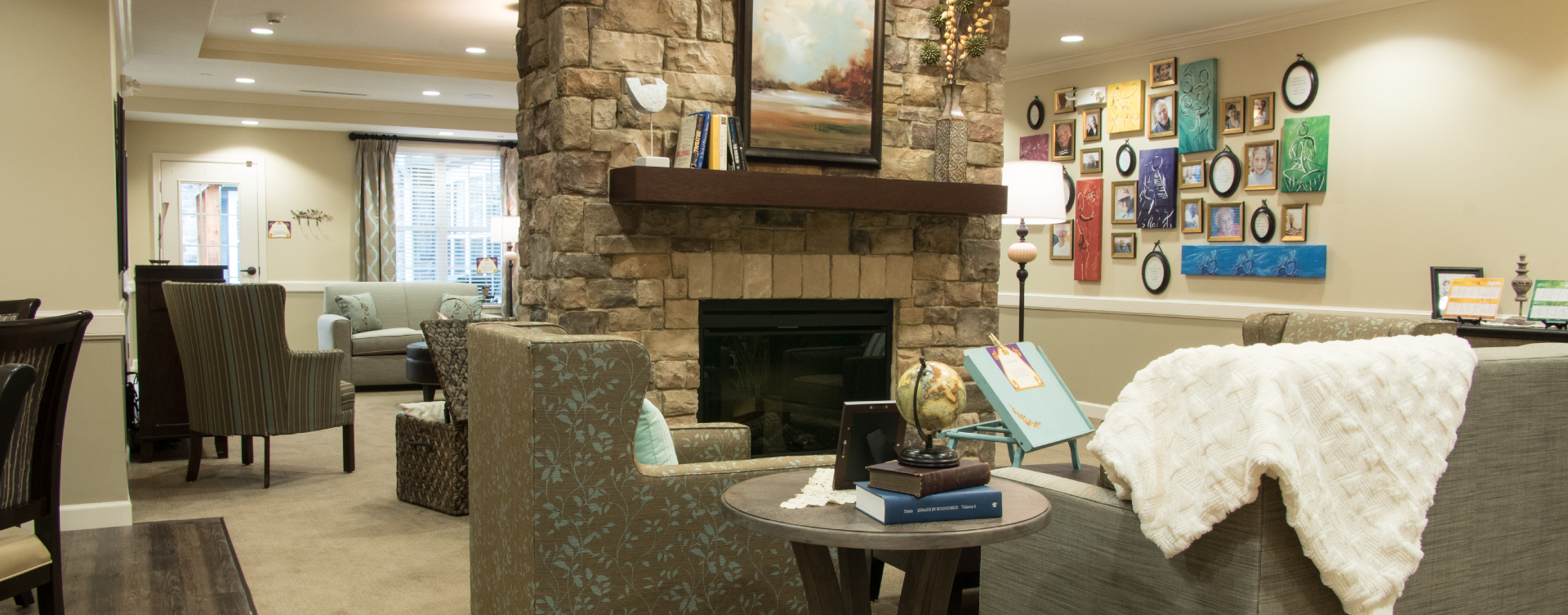 Residents can enjoy furniture covered in cozy fabrics in the Mary B’s living room at Bickford of Spotsylvania