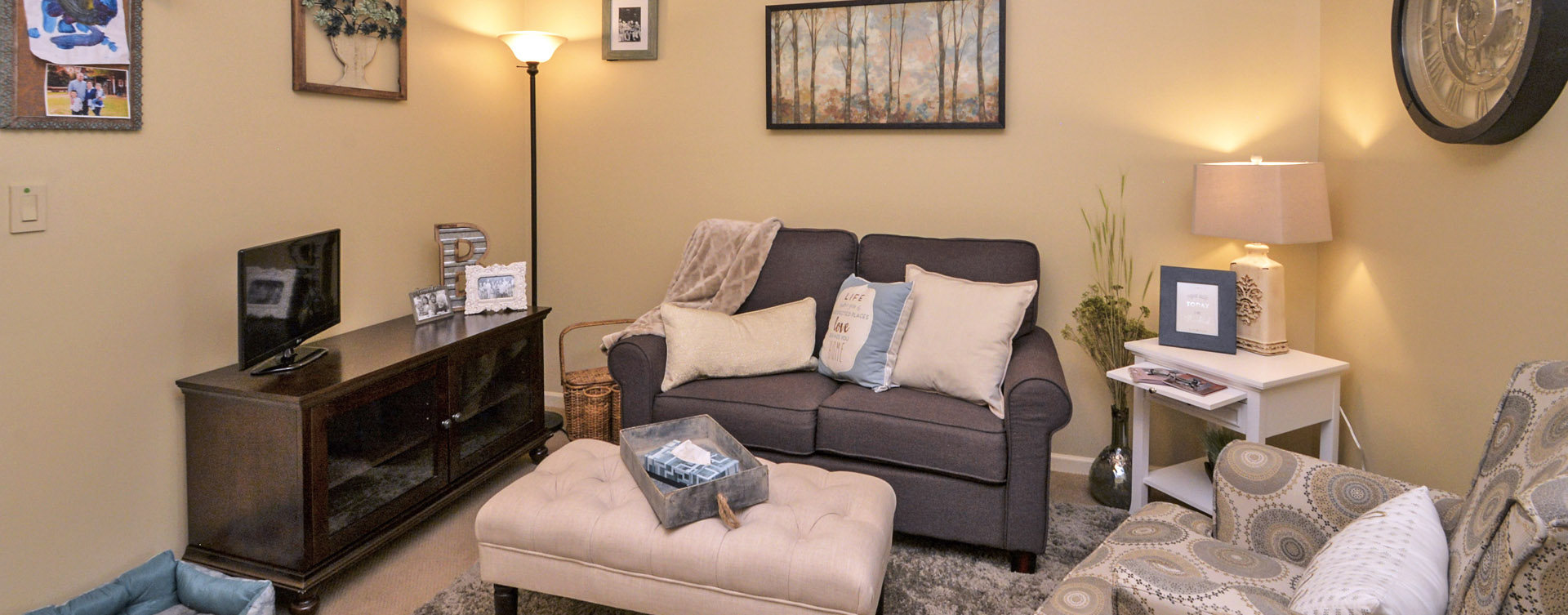 Personalize and decorate to your unique tastes an apartment at Bickford of St. Charles
