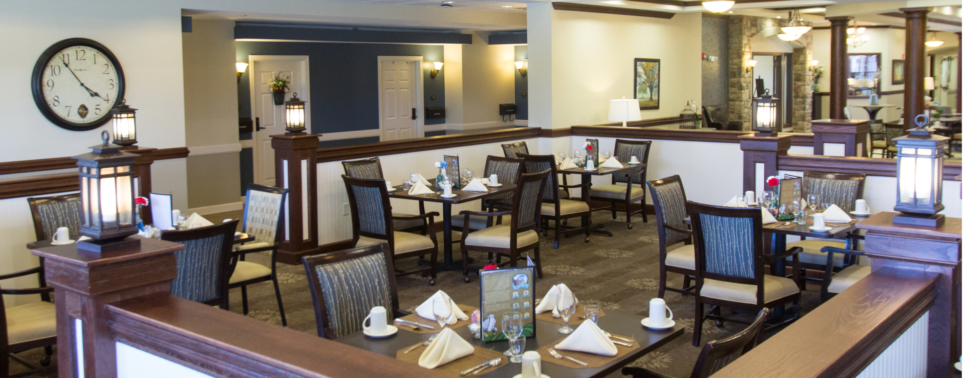 Enjoy restaurant -style meals served three times a day in our dining room at Bickford of Tinley Park