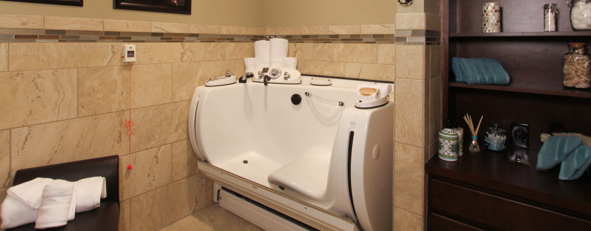 Hydrotherapy eases achy joints in our whirlpool at Bickford of Tinley Park