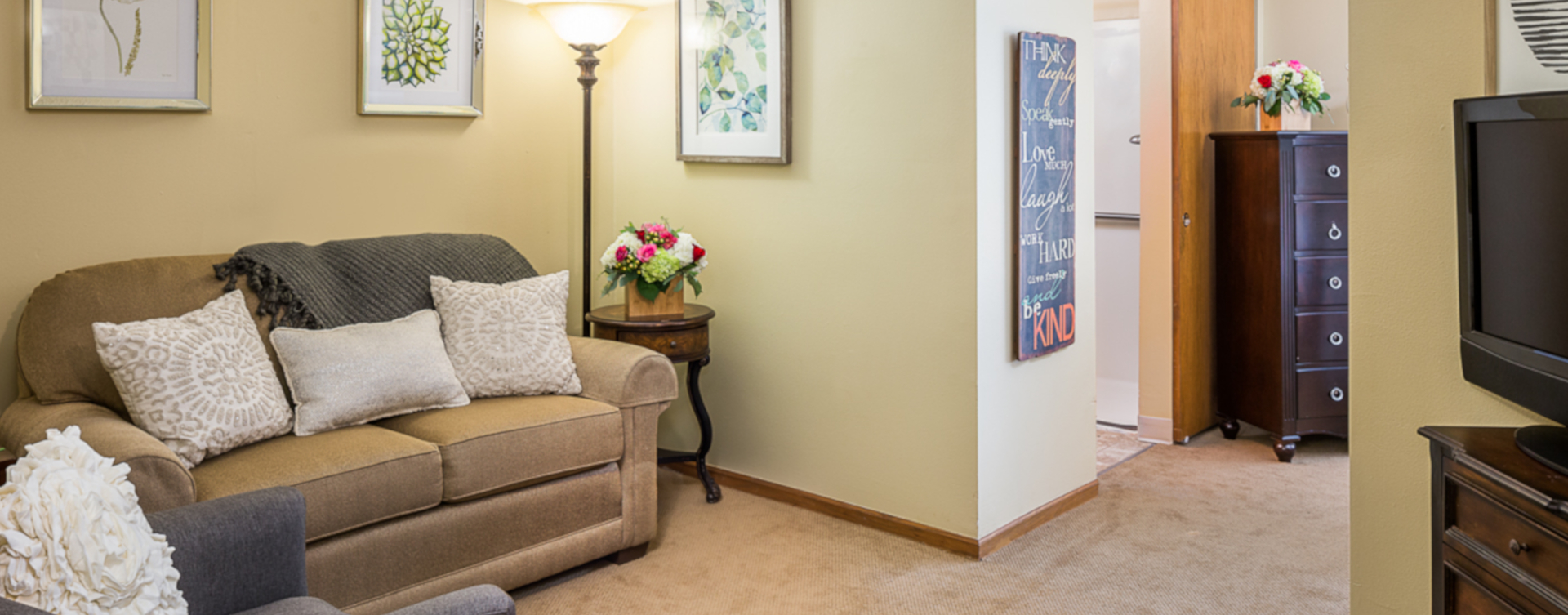 Get a new lease on life with a cozy apartment at Bickford of Lincoln